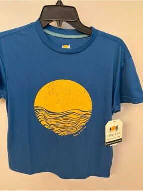 Horizon women’s Blue Short Sleeve Tee with Yellow Graphic Sun
